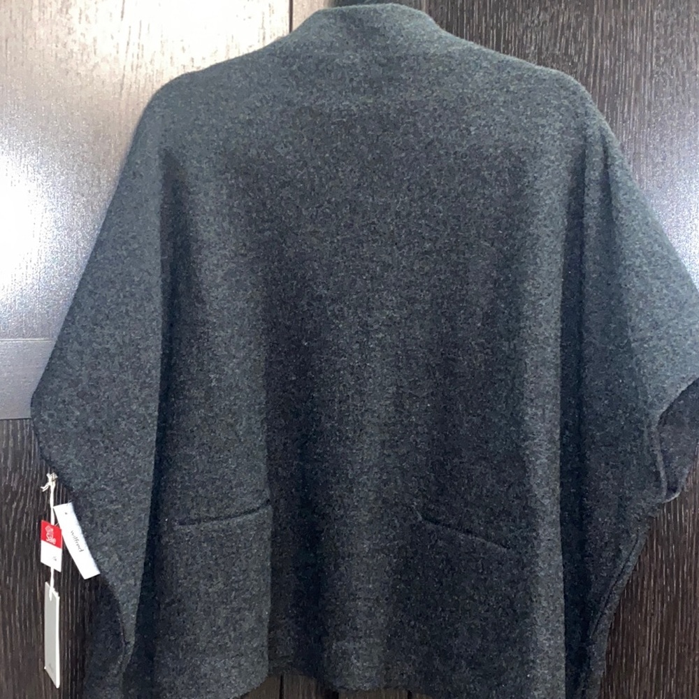 Aritzia Wilfred Poncho 100% Wool